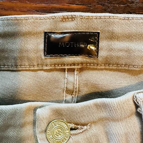 MOTHER Jeans The Looker Fray Blowout Skinny Jeans in Coastal Tan - Picture 4 of 8